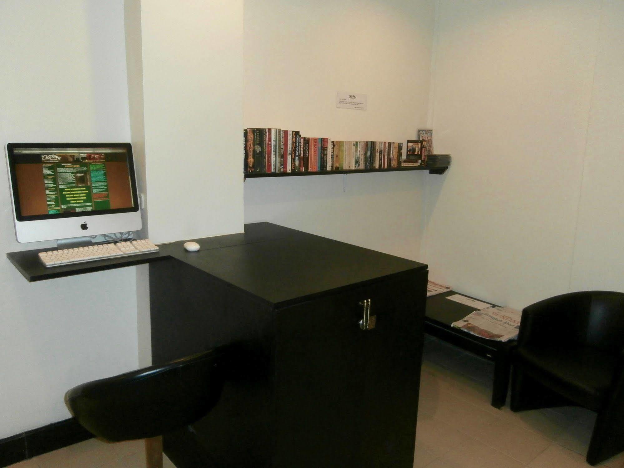 The Classroom Hotel Pattaya Eksteriør bilde